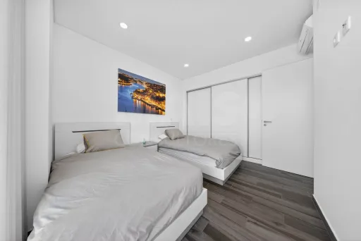 Moradia T4 com Piscina e Rooftop a minutos da Praia | Salir do Porto