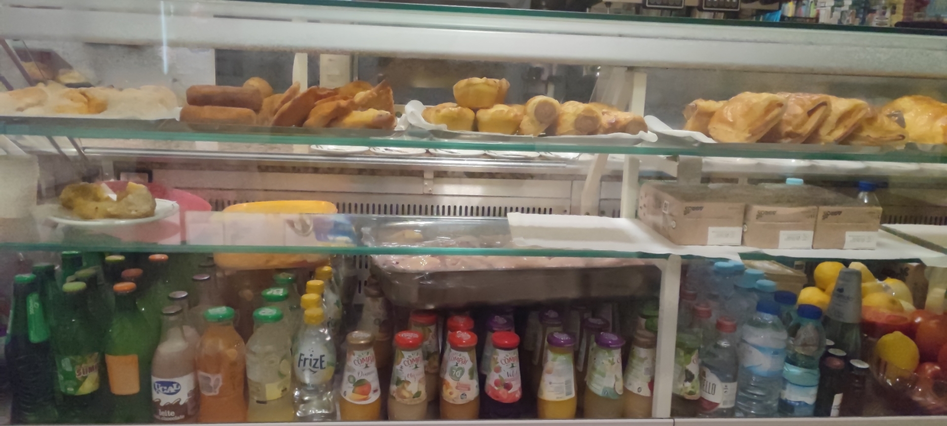 Café Pastelaria Central em Sacavém