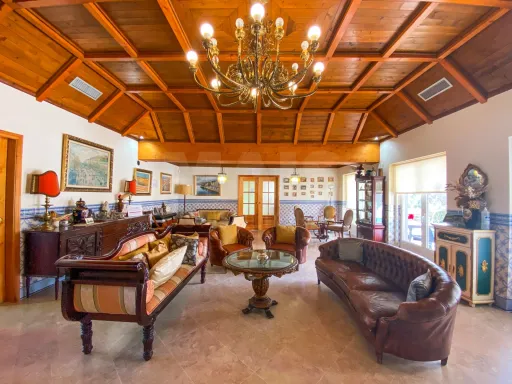 Charmosa Quinta de Turismo Rural em Almeirim