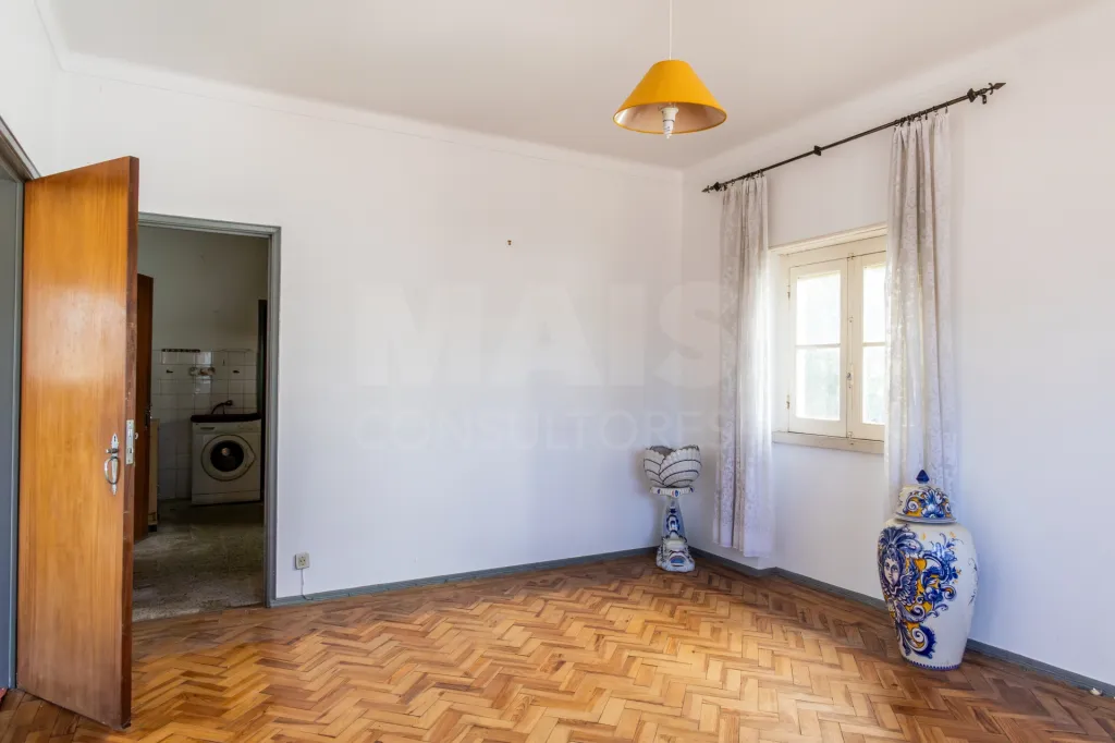 Single-Story 3-Bedroom House with 500 m² Lot | Just Outside Alcobaça
