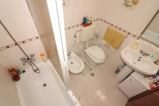 Apartamento T3 em Alhandra