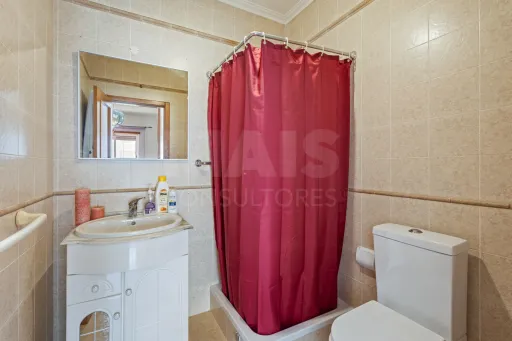Luxury 3-bedroom apartment with garage and private terrace