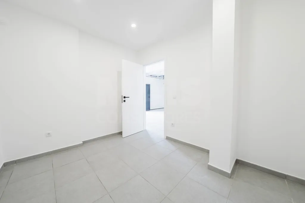 Moradia V3  moderna com piscina, vista de campo e excelente localização  Matas – Lourinhã