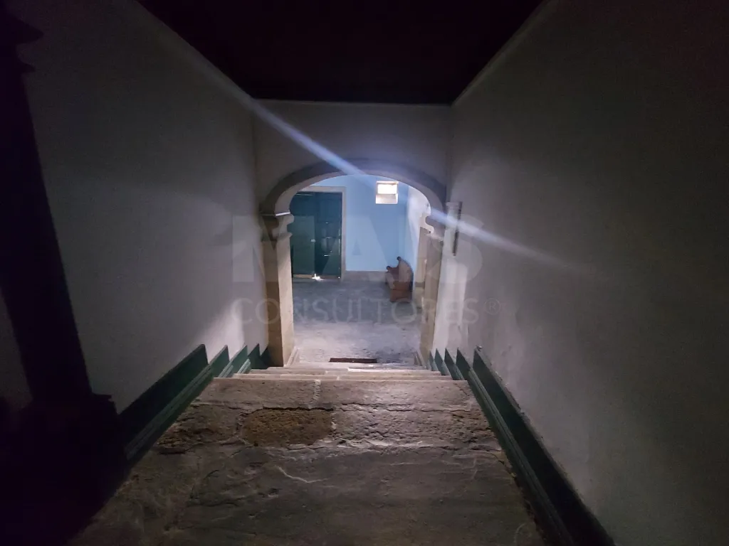 Casa Senhorial com Brazão em Coja- Arganil.