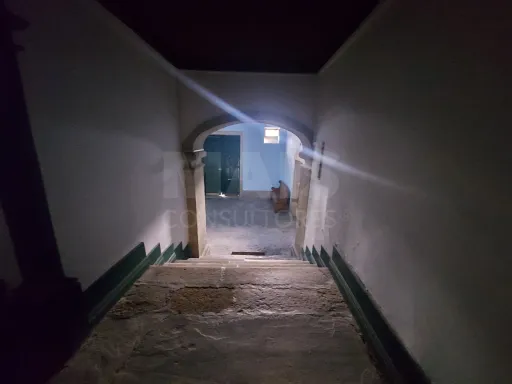 Casa Senhorial com Brazão em Coja- Arganil.