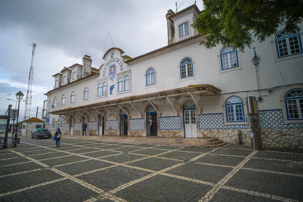 Trespasse de Emblemático Restaurante e Pastelaria no Coração de Vila Franca de Xira