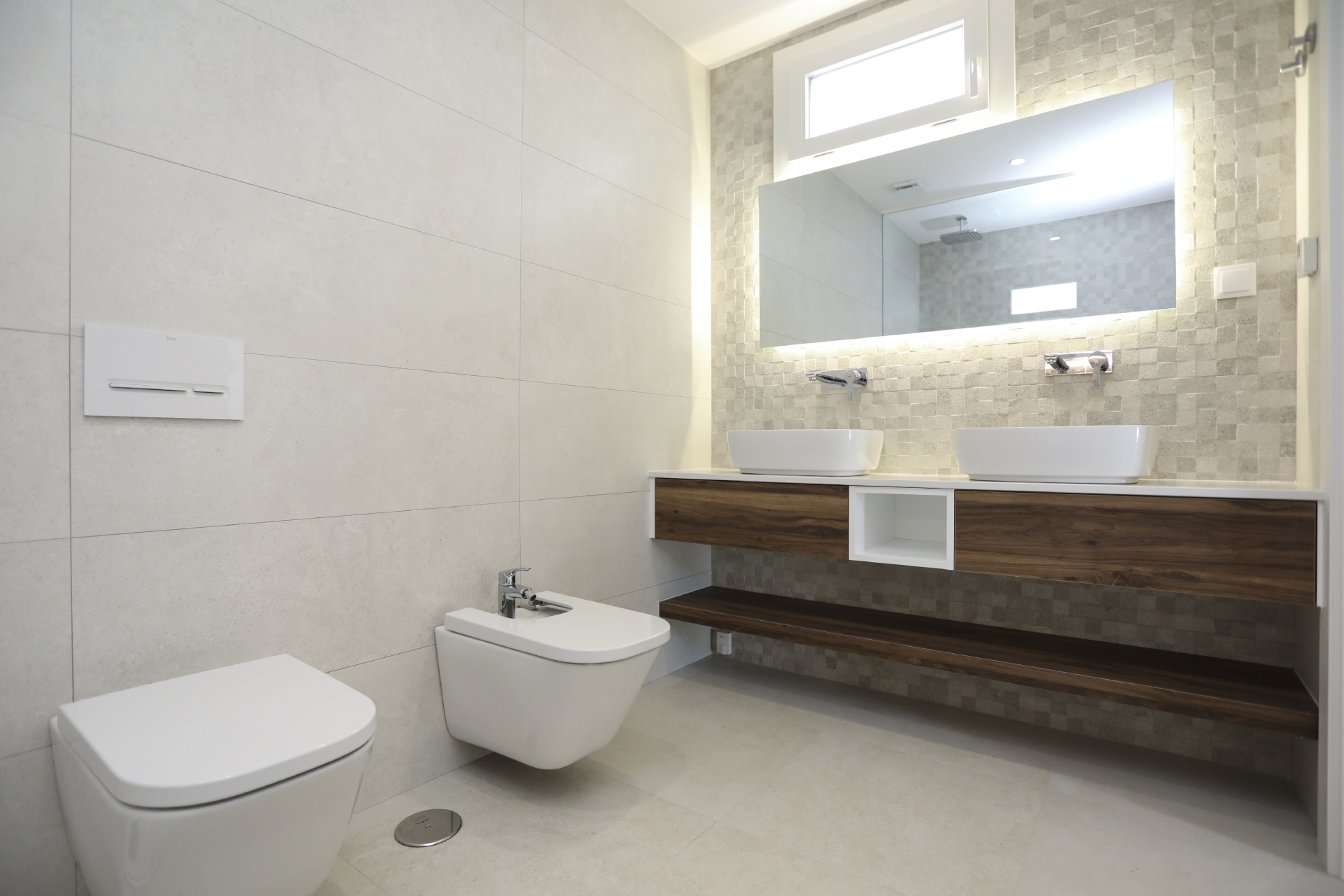 Moradia Térrea T3, linhas modernas, condomínio fechado Vilas da Lezíria (novo), Samora Correia