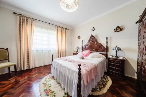 Villa with charm and privacy on a 1400m² plot