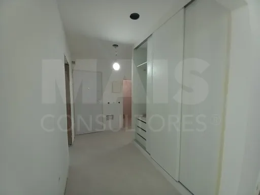 T4 Remodelado | Remodelação em fase de conclusão no Forte da Casa