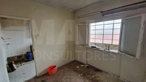 🏠 T2 Para Remodelação Total em Vila Franca de Xira