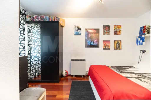 Apartamento T4 Duplex em Monte Abraão - Queluz