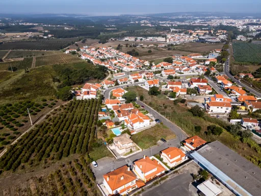 Terreno c/ 4.055m2 c/ viabilidade de construção nas Gaeiras
