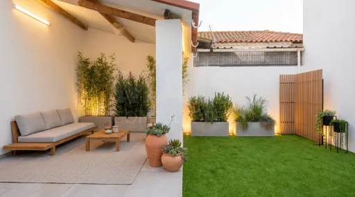 Moradia T3 Totalmente Remodelada com Suíte e espaço exterior privado, em Salvaterra de Magos