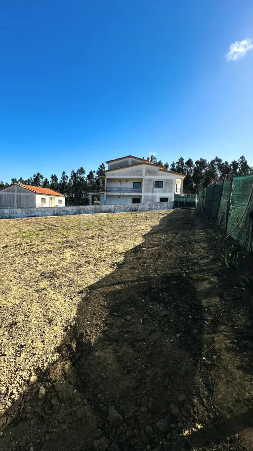 6,042 m² Lot | Building Potential | Santa Bárbara, Lourinhã