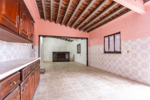 Moradia Térrea T2 para remodelar em Coruche-Vale Mansos