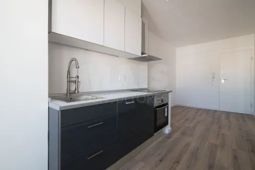 Apartamento T1 em Paço de Arcos