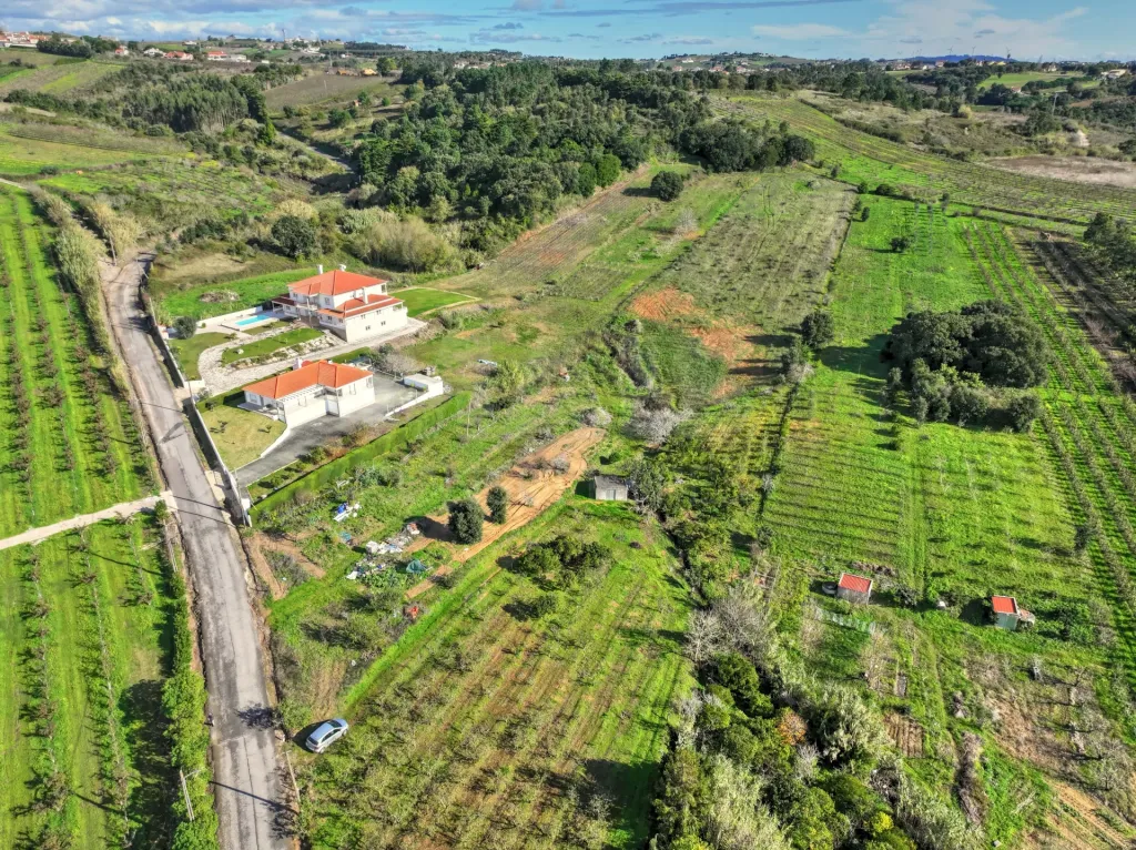 Terreno Rústico c/ Poço & Viabilidade de Construção !