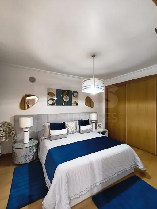 Apartamento T3 inserido em condomínio fechado no Porto Alto / Samora Correia