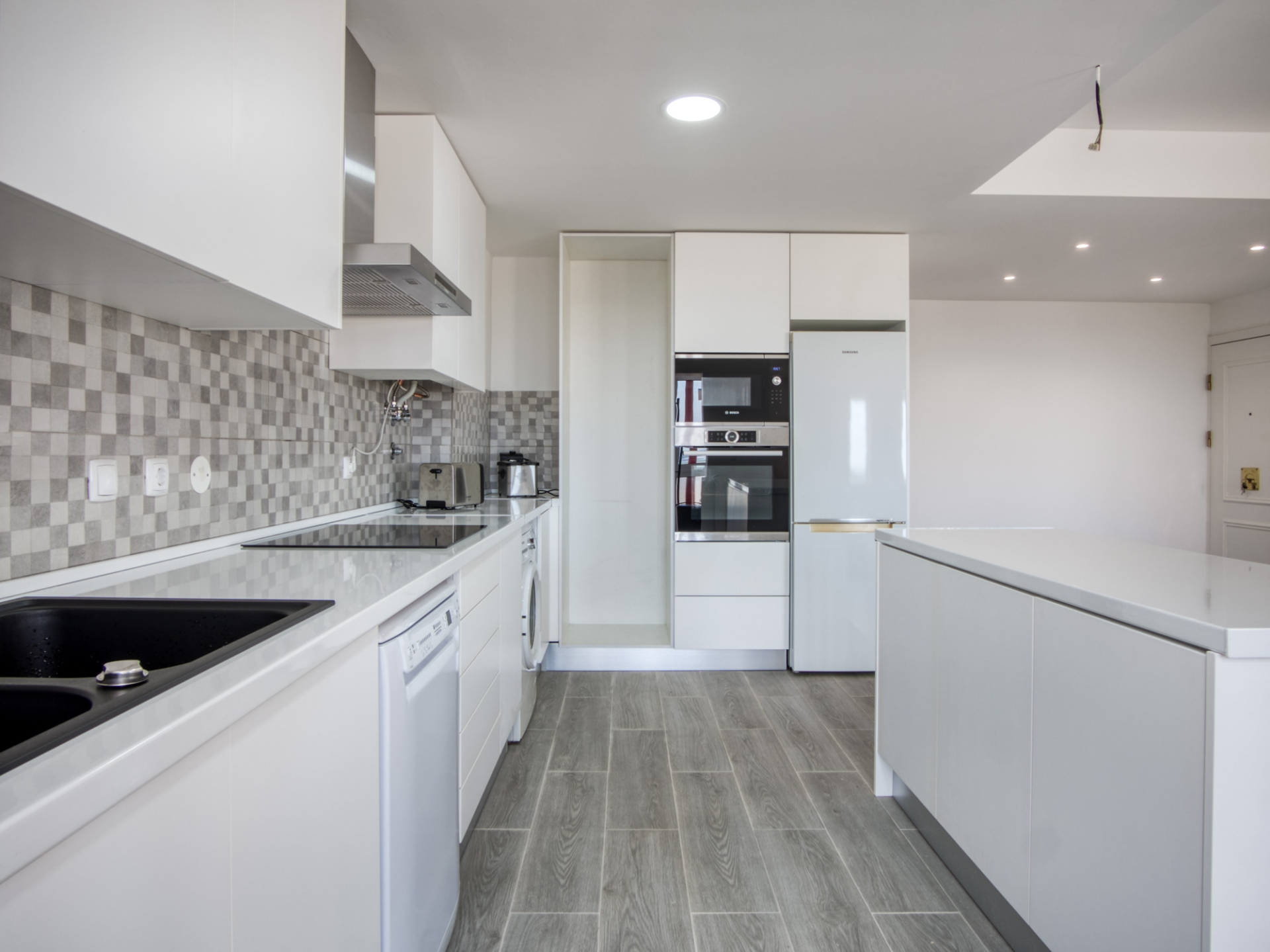 Fantástico apartamento T3 Remodelado com vista Rio no Sobralinho