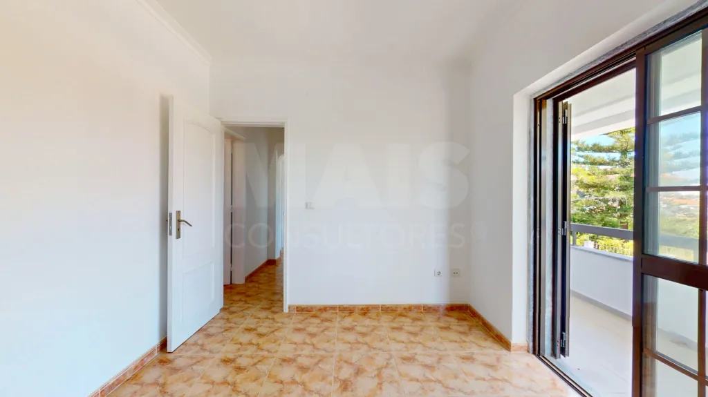 Moradia Isolada T3 com Jardim Privativo na Aroeira – Viva entre o Pinhal e o Mar