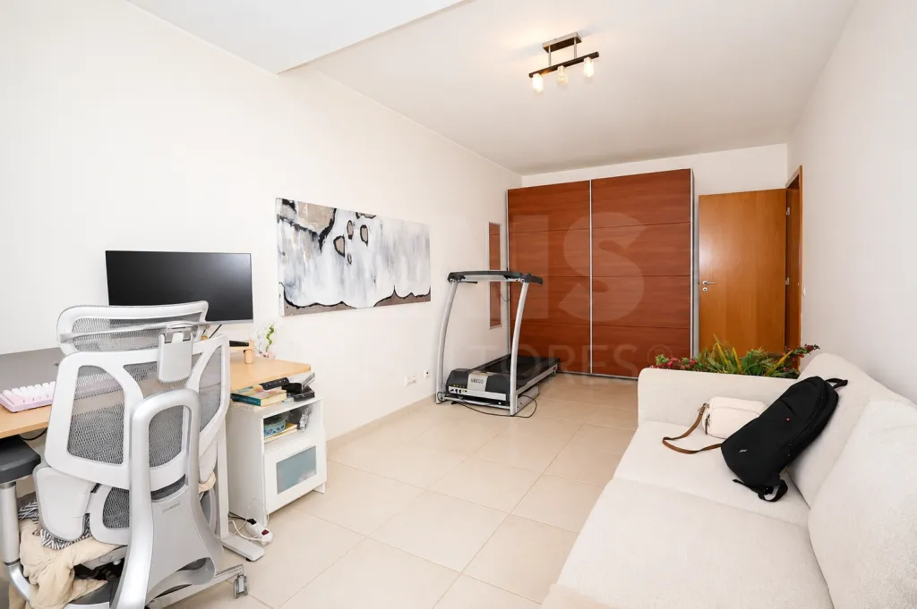 Magnifica moradia T3+2 localizada num condomínio privado, em Boliqueime.