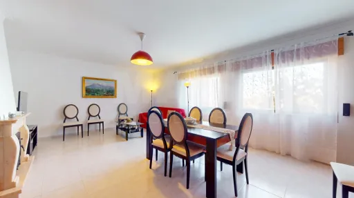 Apartamento T3 na Urbanização São Marcos Sintra
