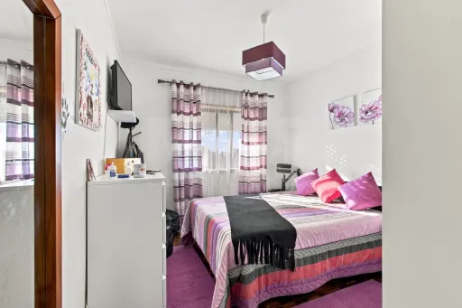 Apartamento T2+1 em Peniche