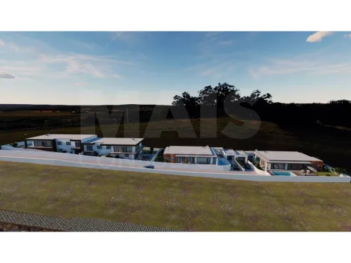 Moradia Contemporânea T4 com Suite Master, Piscina de Água Salgada, Garagem e Acabamentos Premium !