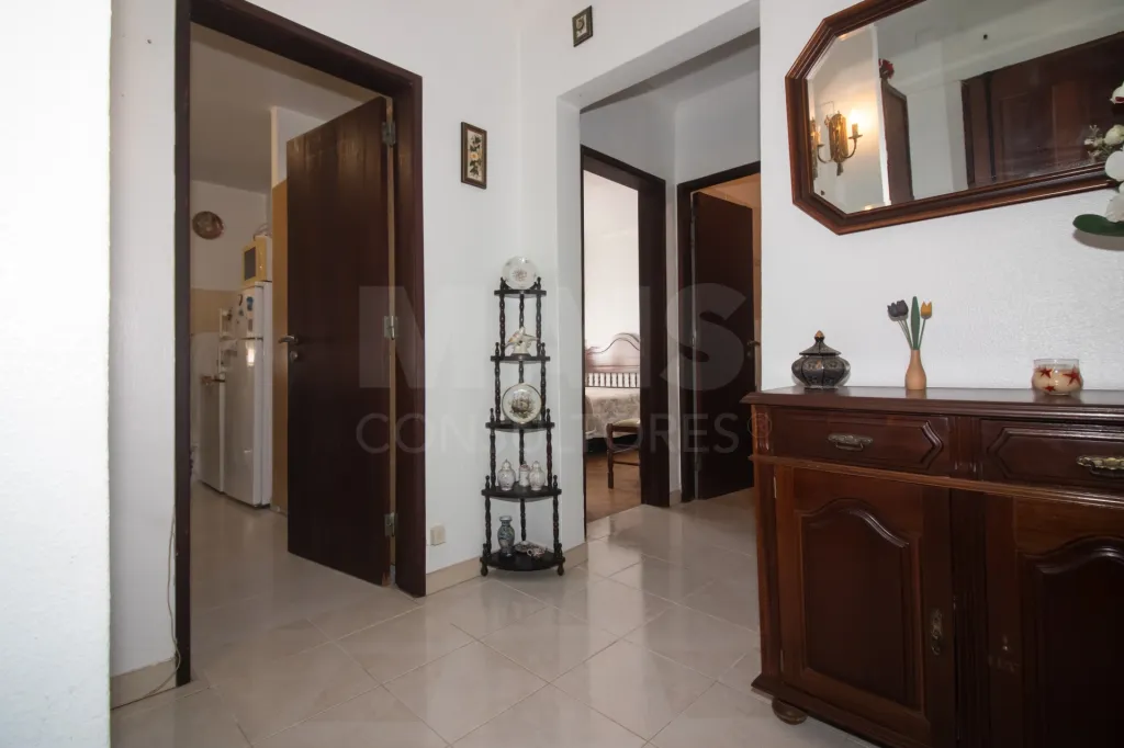 Apartamento T2 no Carregado