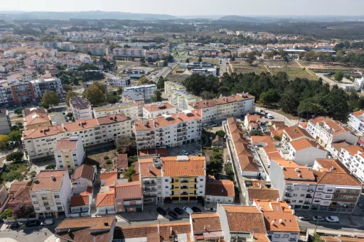 Loja para Transformação em Apartamento T3+1