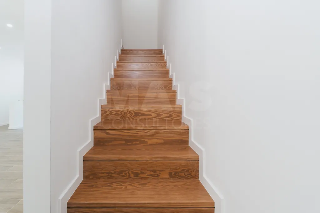 Moradia T4 Totalmente Remodelada com Logradouro em Coruche
