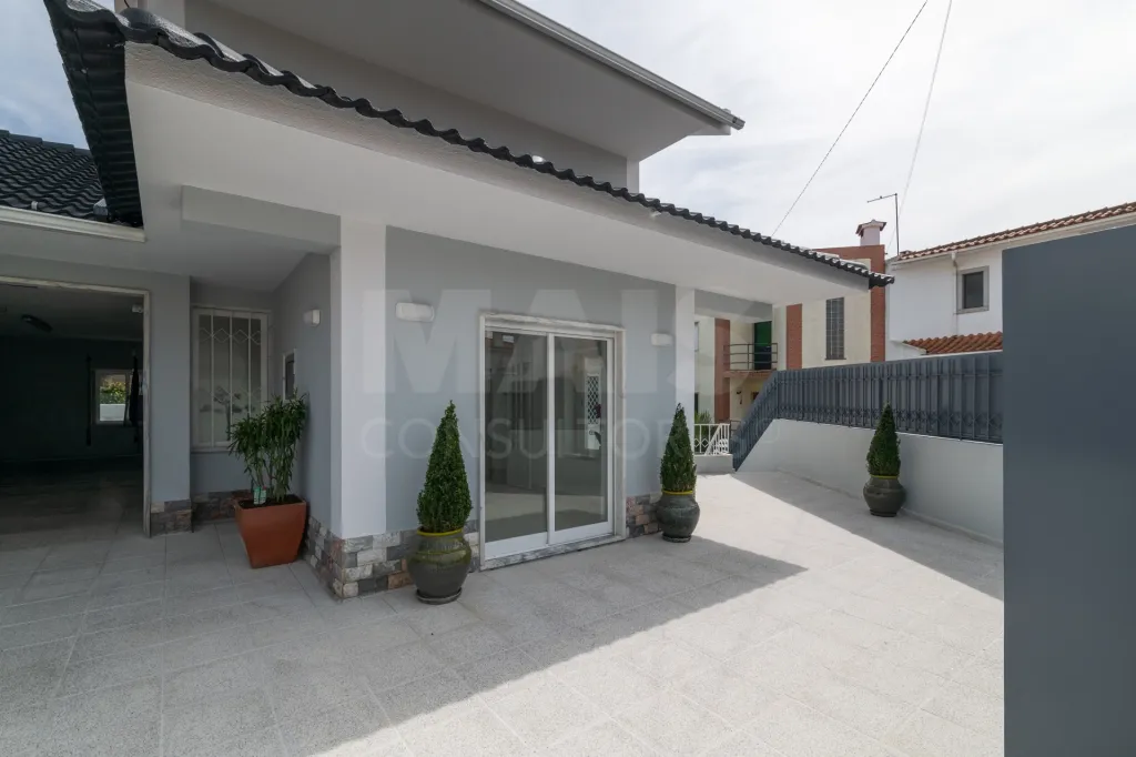 Renovated Detached House 4 Bedrooms - Abuxarda / Alvide, Cascais