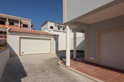 Moradia T4  Condomínio Fechado do Juncalinho