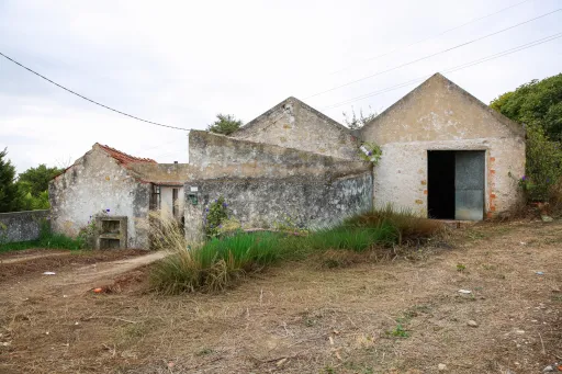 “A sua Quinta de Sonho a 5 min de Alenquer – Moradia, Terreno e Vista Única”
