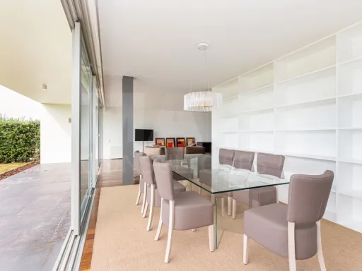 Moradia T4 térrea em Resort exclusivo