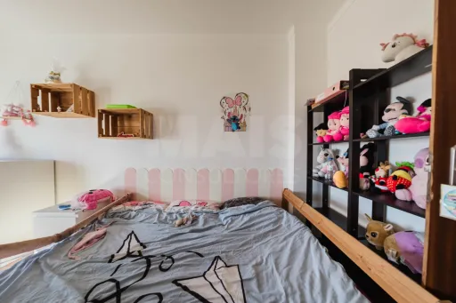 Apartamento T3 em Peniche com 110 m², perto do centro e da Universidade