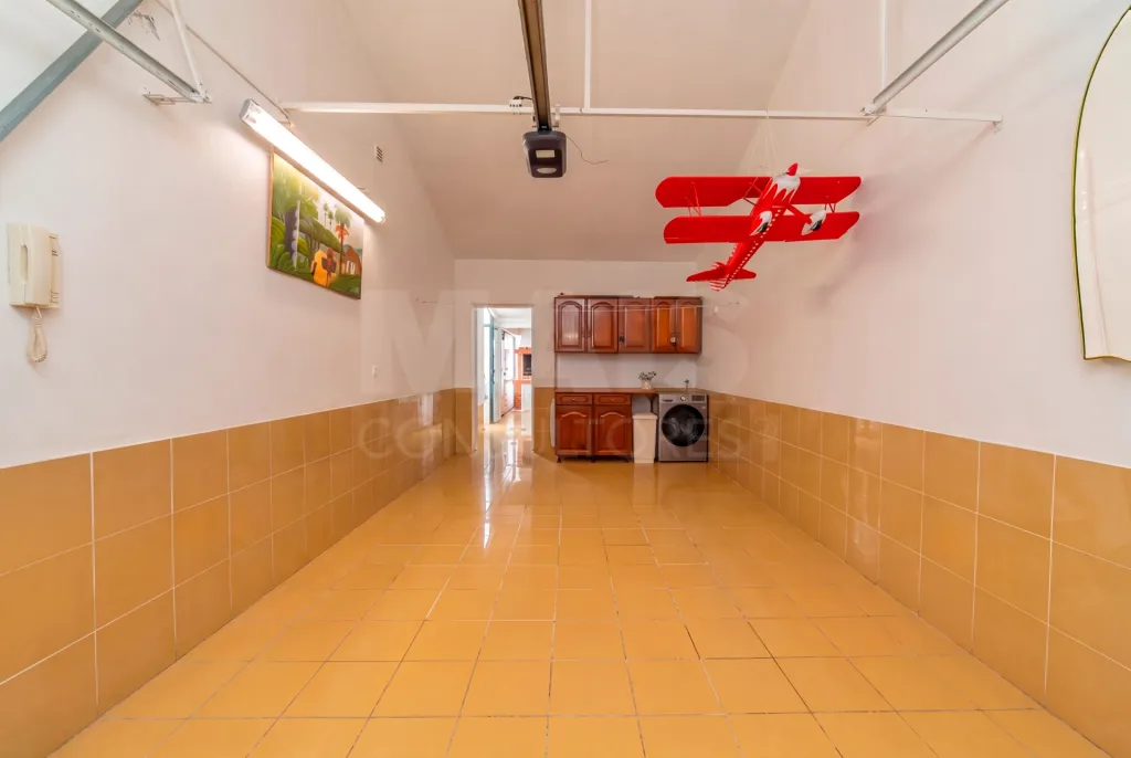 Moradia T3+1 com Garagem no Carregado
