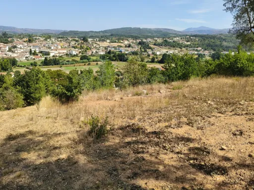 Terreno com 3048m2 para construir em Côja