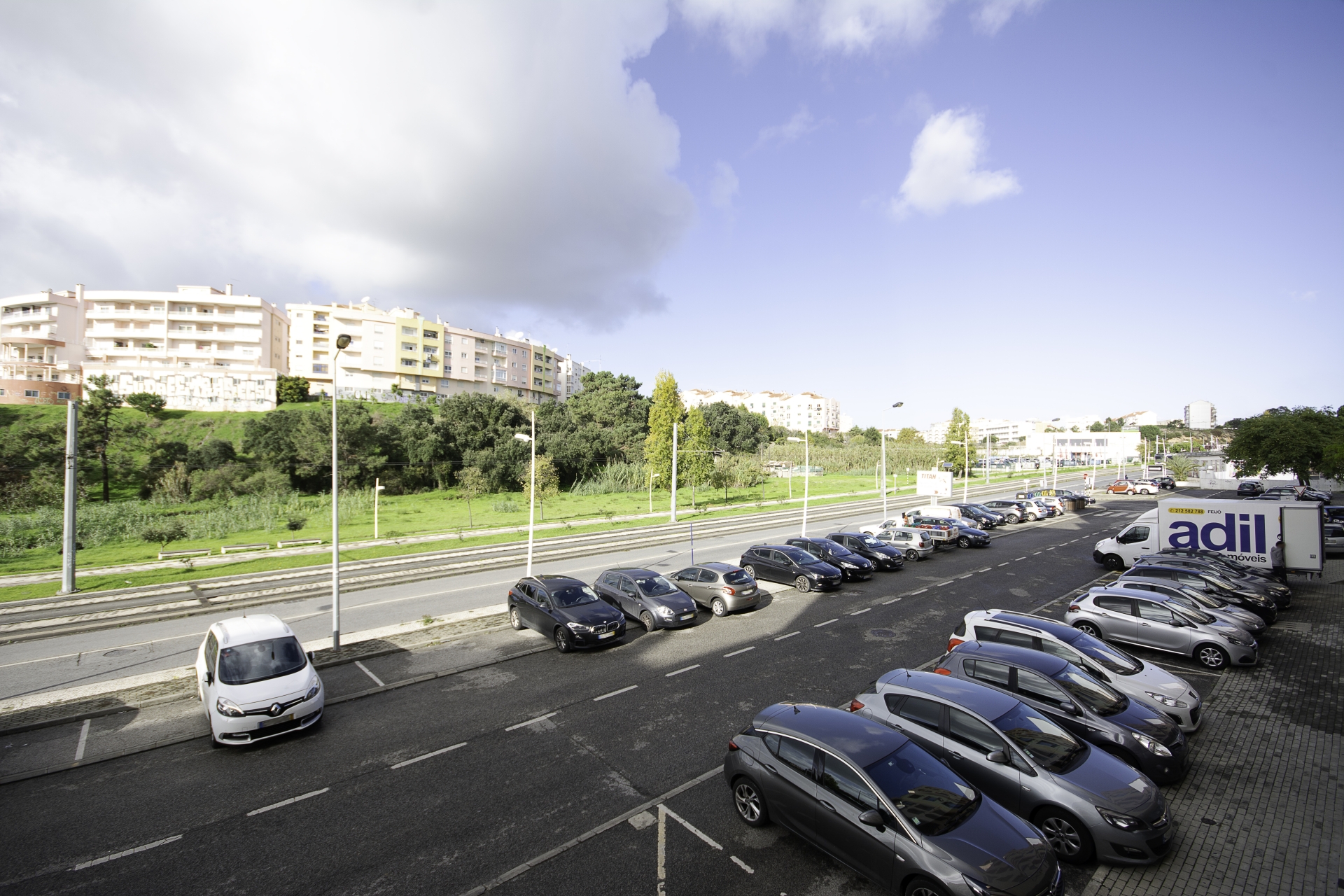 T1 no Seixal totalmente  remodelado