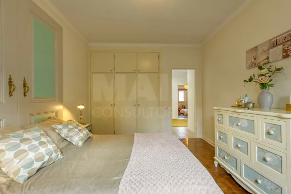 Moradia T3 Remodelada, Pronta a Habitar, com Ginásio, Anexo e Jardim