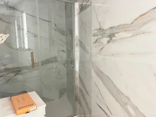 Modern 2-Bedroom Apartment in a Prime Location