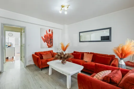 Moradia T2 com quintal em Peniche