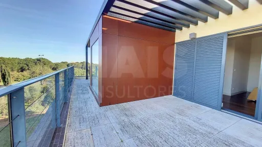 Apartamento T3 duplex no condomínio L'Orangerie em Vilamoura