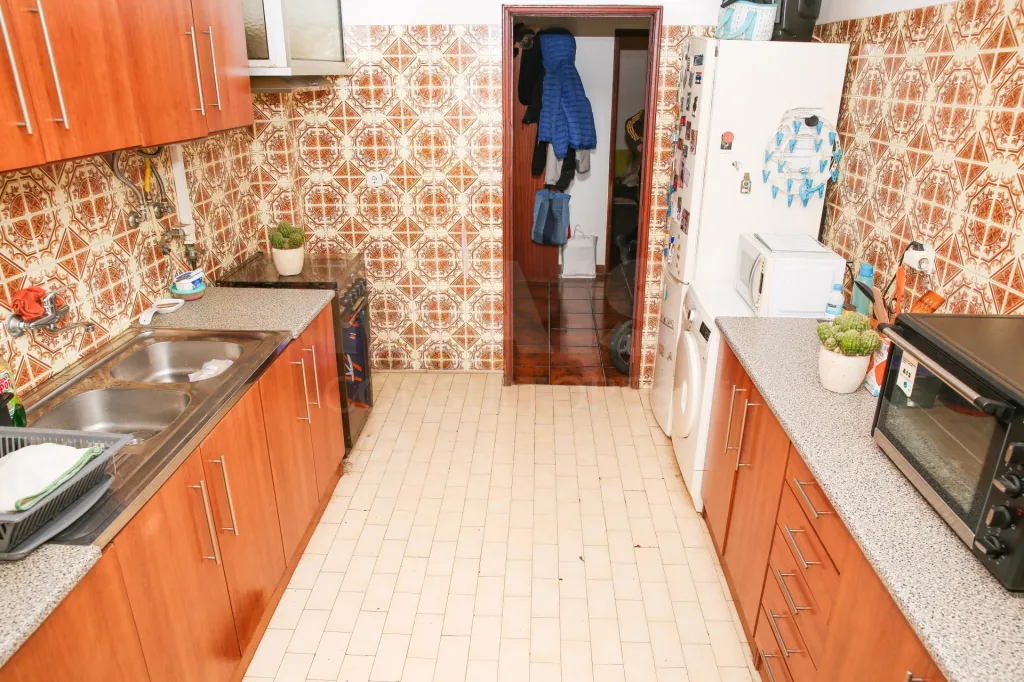 3 bedroom apartment Carregado