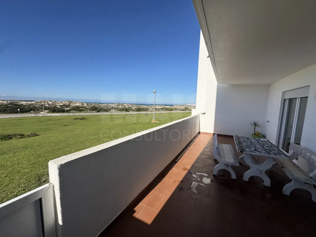 T2 na Primeira Linha do Mar do Baleal