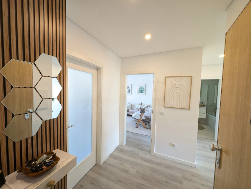 Arruda dos vinhos T2 with garage and storage room