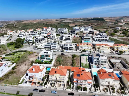 Lote Urbano | Praia da Areia Branca | 294 m²
