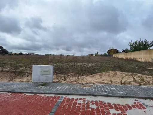 Terreno Urbano com 1102m2 para construção de moradia