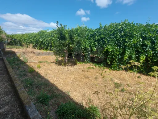 Moradia com Terreno em Fase de Construção Portela da Cerdeira-Côja- Arganil.