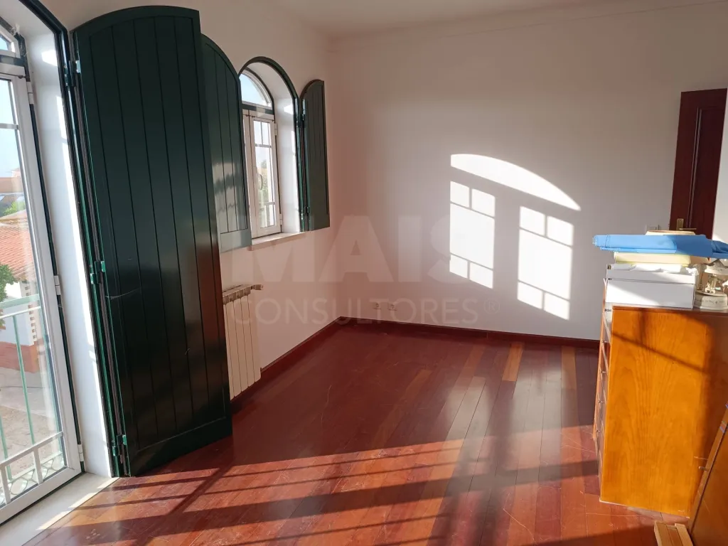 Moradia T4 em Alpiarça
